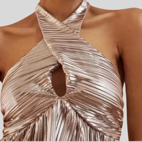 Anthropologie Monte Shimmer Metallic
Halter Blouse Size: S Anthropologie - Picture 2 of 9